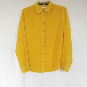 Banana Republic silk blouse